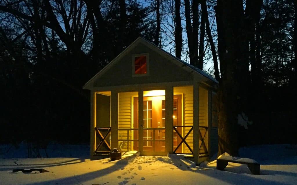 built-tiny-house-ann-handley.jpg