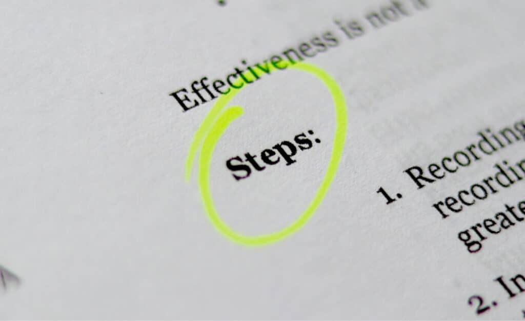 four-step-process-to-identify-central-idea-1024x626.jpg