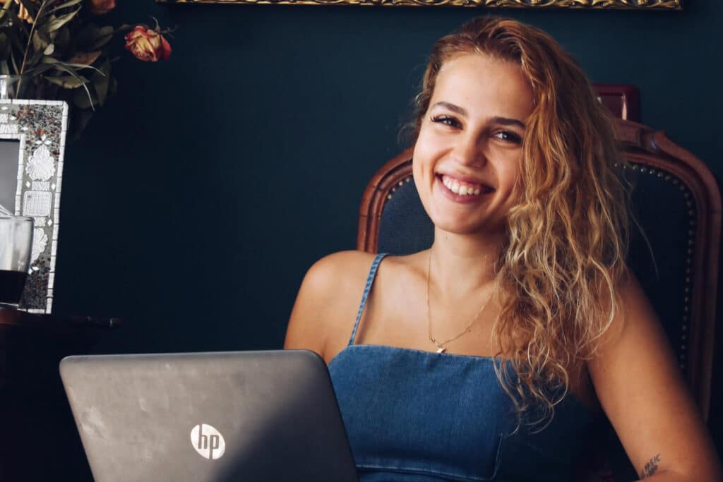 writer-delfina-hoxha-1024x683.jpg