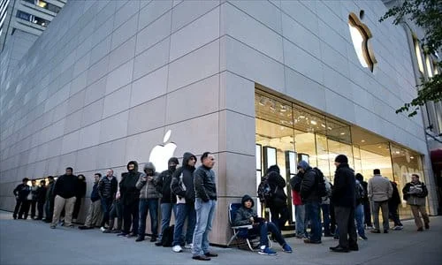 apple-fanboys.jpg